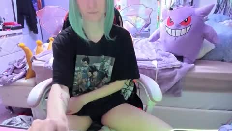 GreenEyedLovexo online show from December 5, 4:05 pm