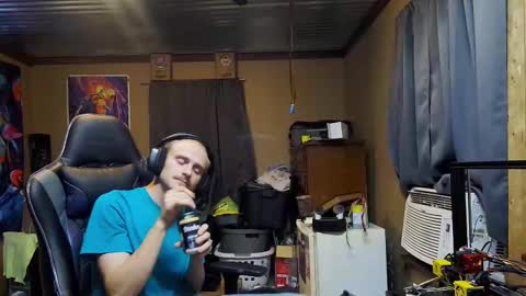 Snapshot of greenlungs8195 chatting on September 26, 9:50 am Greenlungs8195 online show from September 26, 9:50 am