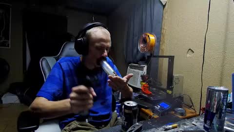 Snapshot of greenlungs8195 chatting on October 6, 7:48 am Greenlungs8195 online show from October 6, 7:48 am