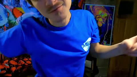 Snapshot of greenlungs8195 chatting on February 4, 4:26 am Greenlungs8195 online show from February 4, 4:26 am