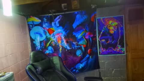 Snapshot of greenlungs8195 chatting on February 16, 9:48 am Greenlungs8195 online show from February 16, 9:48 am