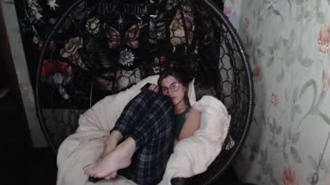 Snapshot of greenwitch9 chatting on September 17, 5:38 pm Lina online show from September 17, 5:38 pm