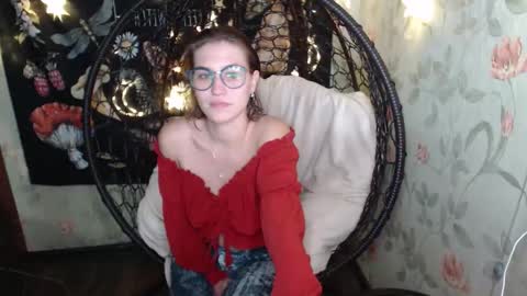 Snapshot of greenwitch9 chatting on September 24, 11:28 am Lina online show from September 24, 11:28 am