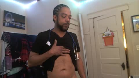 Snapshot of gregnice313 chatting on October 4, 4:21 am NICE and sometimes Savvy online show from October 4, 4:21 am