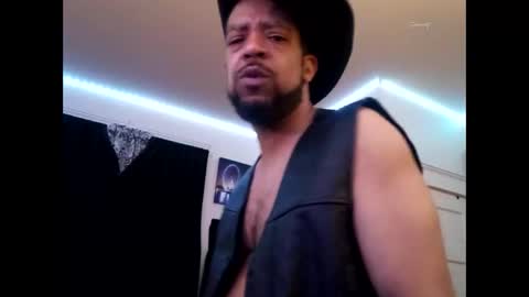 Snapshot of gregnice313 chatting on February 22, 5:23 am NICE and sometimes Savvy online show from February 22, 5:23 am