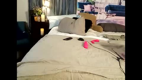 Snapshot of gregnice313 chatting on January 26, 4:41 am NICE and sometimes Savvy online show from January 26, 4:41 am