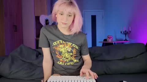 Greg-independent model online show from February 19, 9:03 pm