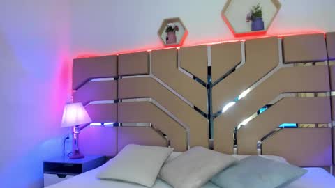 greidy_baker online show from September 9, 3:06 am