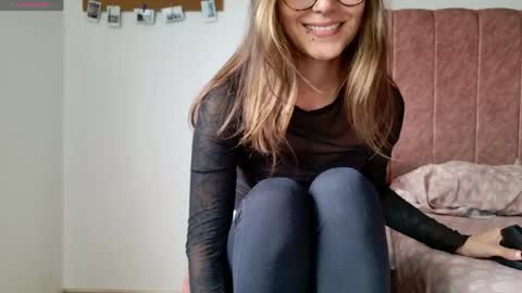  Emmy  online show from April 21, 9:33 pm