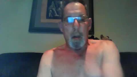 greybeard6868 online show from December 18, 1:23 pm