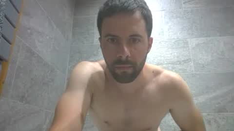 grimpeurdu74 online show from November 2, 8:31 pm