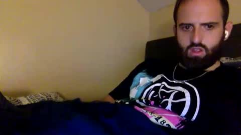 Snapshot of grobs123 chatting on September 19, 1:10 am grobs123 online show from September 19, 1:10 am