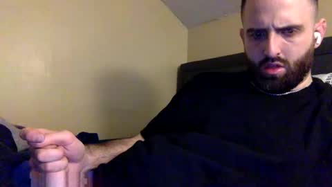 Snapshot of grobs123 chatting on March 5, 4:02 am grobs123 online show from March 5, 4:02 am