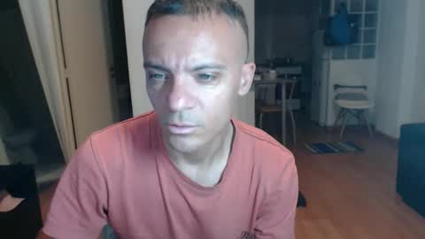 guachin_new online show from December 1, 1:03 am