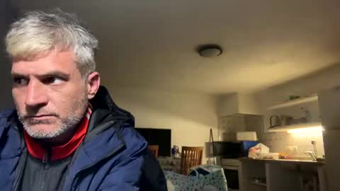 guardiannif_ online show from March 4, 10:27 pm