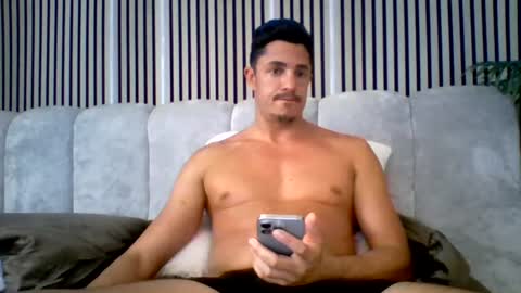 guerillatequilla online show from July 23, 1:20 pm