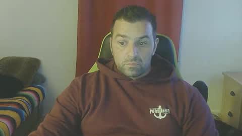 guillaume666286050 online show from September 12, 11:40 pm