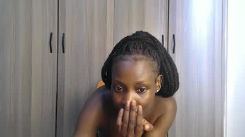 Miss Incredible online show from October 25, 12:49 pm