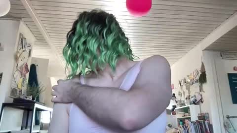 gummicasual online show from March 3, 10:00 am