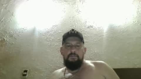 gustavo1350 online show from February 14, 1:52 am