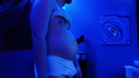 gutlvr online show from December 8, 11:14 am