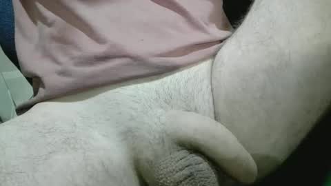 guyfromkent online show from November 19, 9:19 am