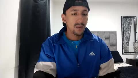 karim online show from January 6, 2:48 am