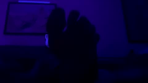 guyst049 online show from February 18, 2:38 am