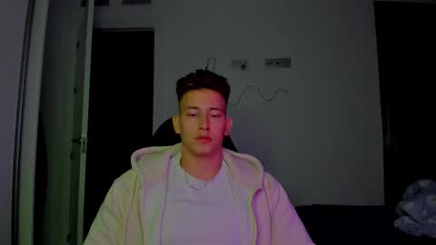 Oliver online show from February 2, 7:21 pm