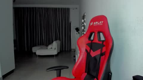 Oliver online show from November 7, 11:18 pm