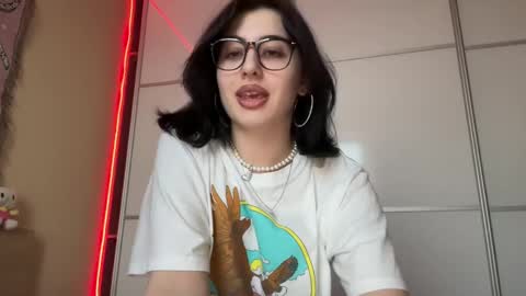 Helga online show from May 14, 5:11 pm