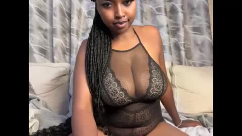 h_o_t_goddess online show from November 12, 3:25 pm