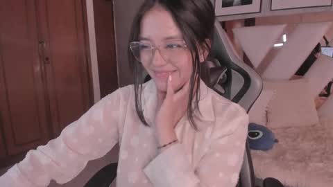 haathorx online show from September 19, 3:49 pm