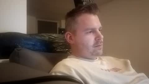 habasulu online show from December 5, 10:28 pm