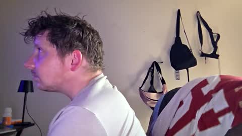 HacKet247 online show from April 22, 6:37 pm