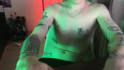 haildave6 online show from February 15, 11:14 pm