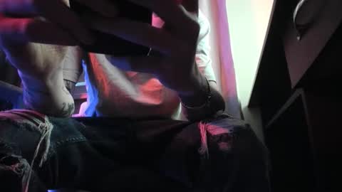 haildave6 online show from March 2, 4:39 am