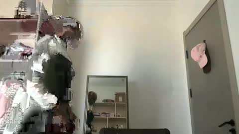 hailey_26 online show from November 19, 6:35 am