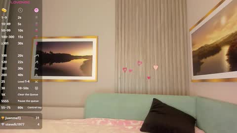 laura online show from September 11, 11:28 pm