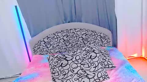 hailey_pirs online show from December 23, 9:48 am