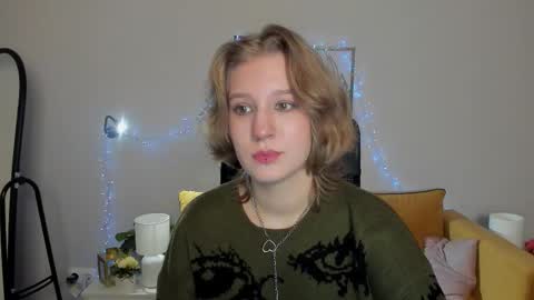 Hailey online show from October 1, 8:46 am