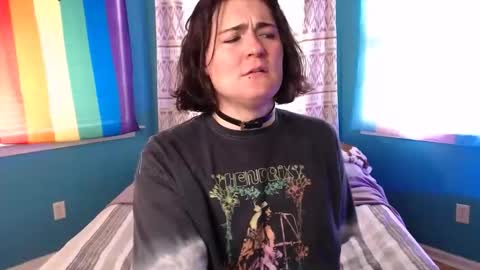 Hailey Harper online show from January 8, 7:45 pm