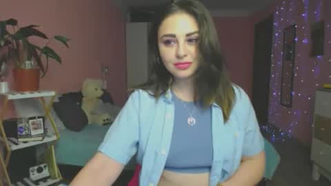 Ann online show from November 22, 3:43 pm