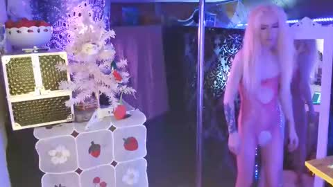 halovalentine online show from December 27, 8:35 am