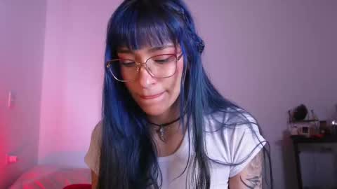 Halsey  online show from September 26, 12:57 pm