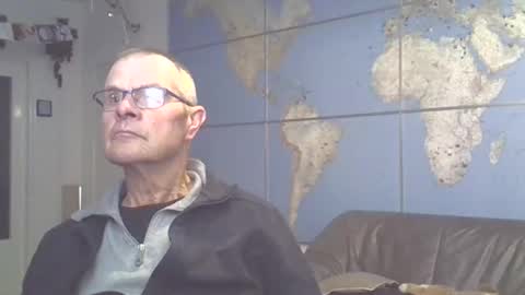 Prefer men 80 online show from February 21, 10:26 pm