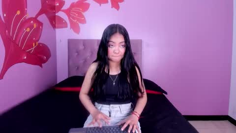 Hamvanessa  online show from February 25, 12:53 pm