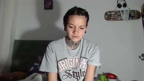 Hanya online show from December 13, 1:48 am