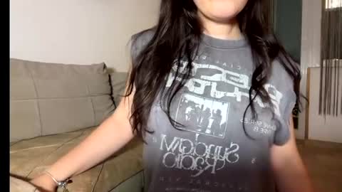 hanahwoods online show from July 17, 5:26 pm