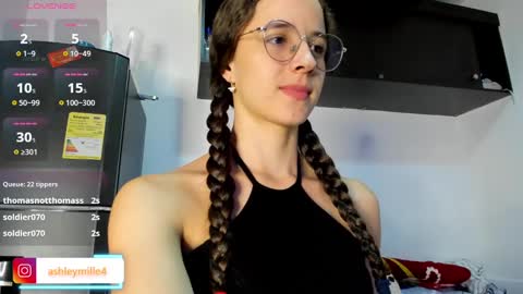 hanasleep online show from November 7, 7:38 pm